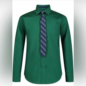 IZOD Boys' Little Long Sleeve Button-Down Collared Dress Shirt with Tie!